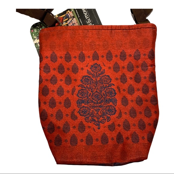 BAGS & MORE mini cross body bag NWT red pattern new - Picture 2 of 7